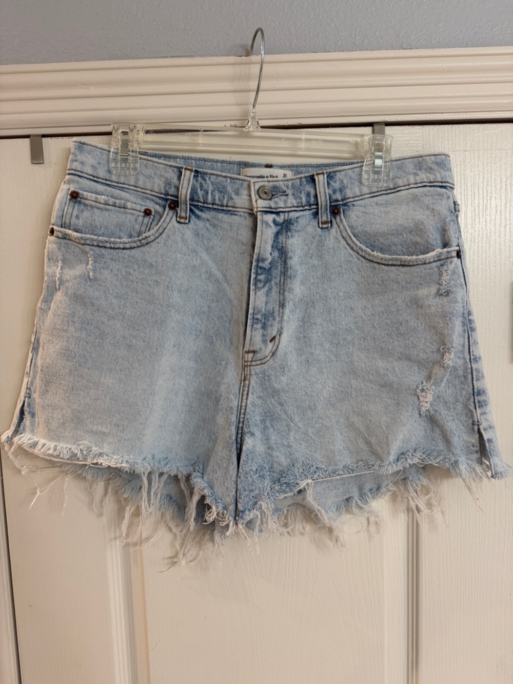 Abercrombie & Fitch Curve Love, High Rise Mom Short